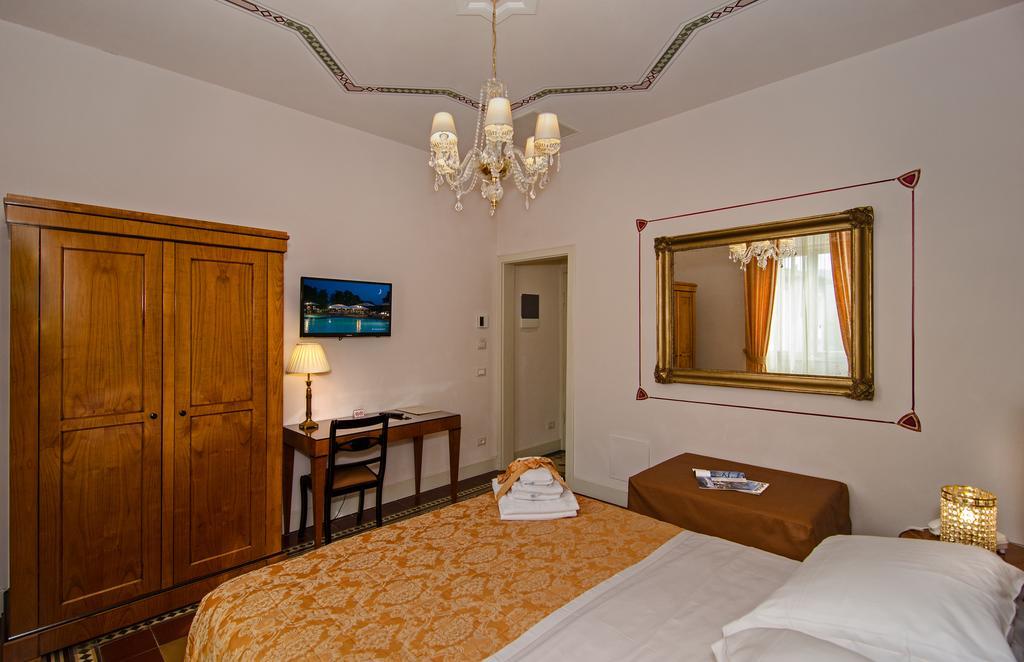 Lucca In Azzurro Maison De Charme Екстериор снимка